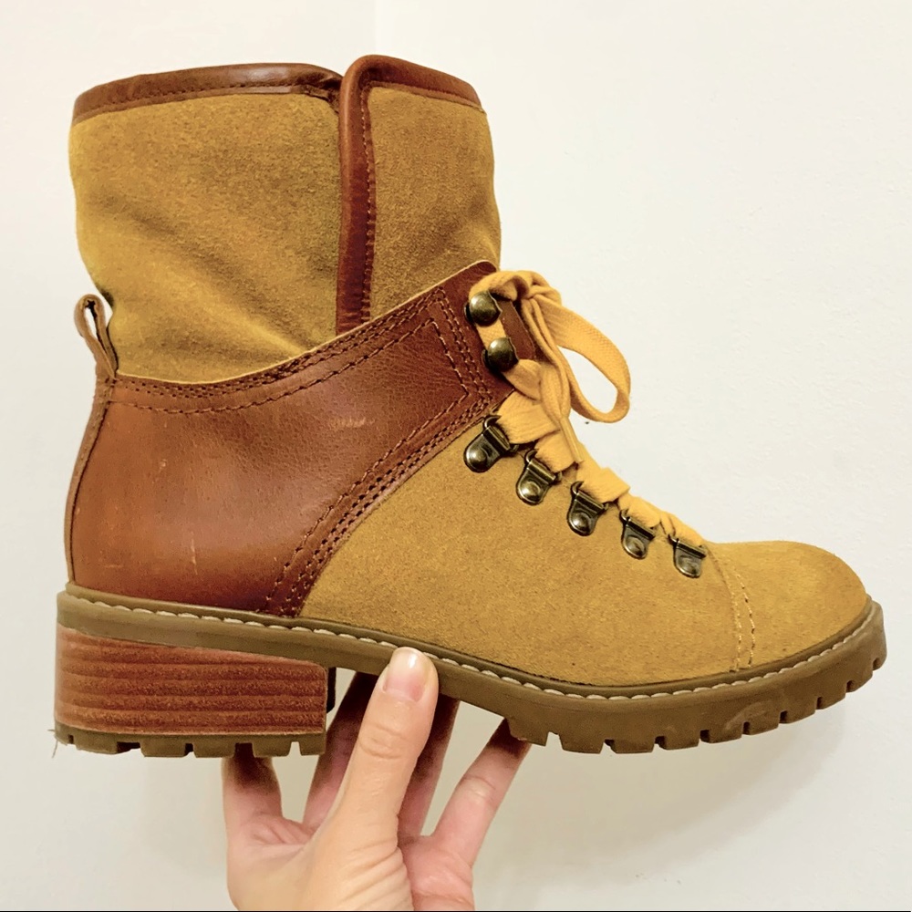 Beautiful Frye & Co. combat boots in Cognac